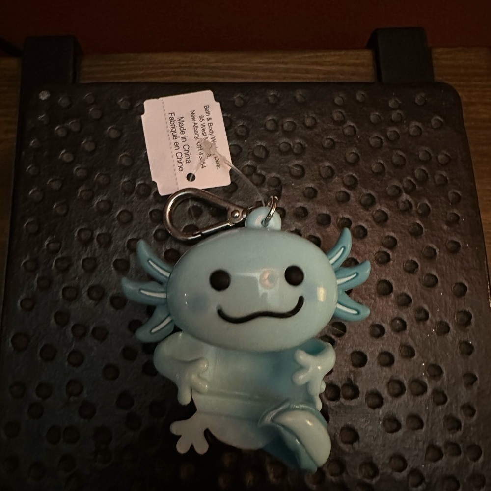 Bath & Body Works Blue Axolotl Keychain Pocketbac Holder